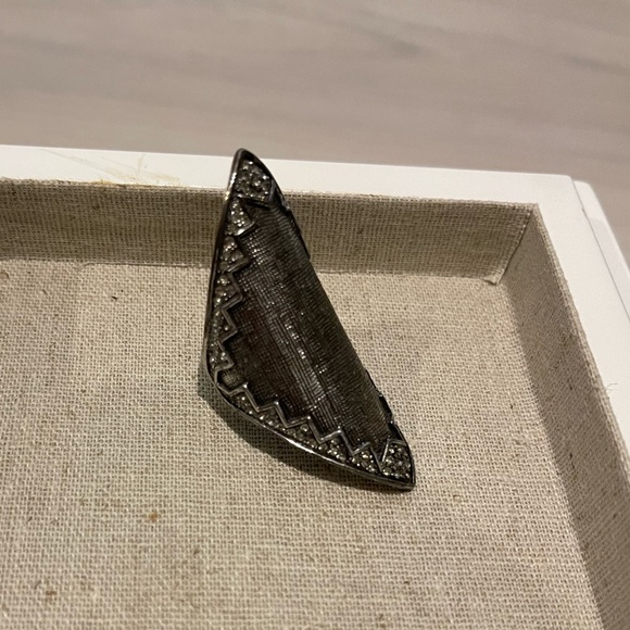 Ring - Picture 2 of 2